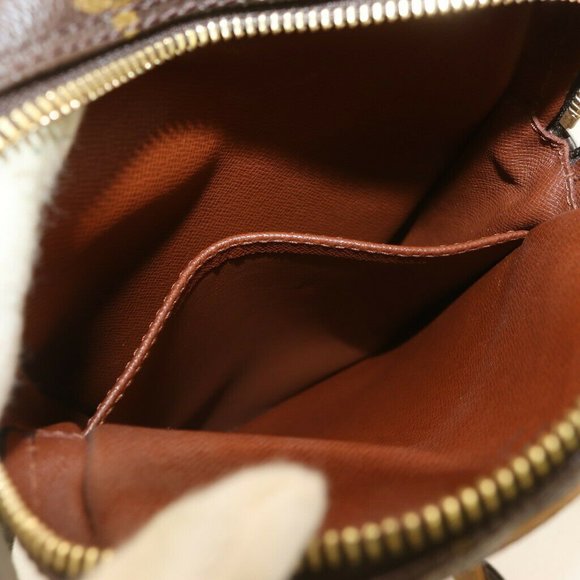 Louis Vuitton Danube Handbag Monogram Canvas - Picture 10 of 10